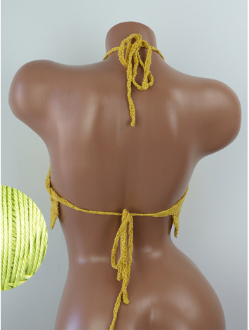 The Solar Halo Neckline: Sunburst Circle - Топ В'язаний Гачком