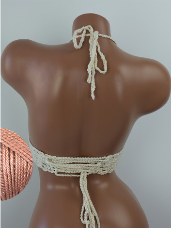 Blossom Enchantment: Medallion of Elegance - Топ В'язаний Гачком