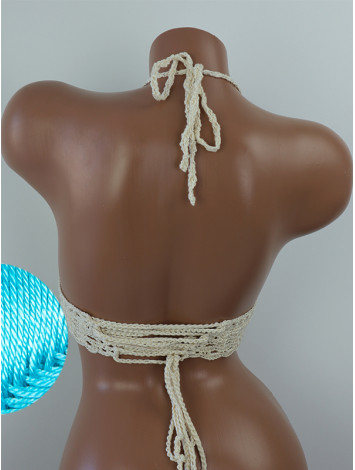 Blossom Enchantment: Medallion of Elegance - Топ В'язаний Гачком