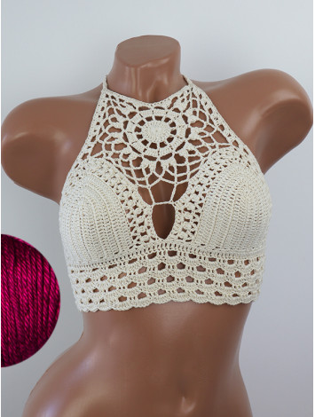 Blossom Enchantment: Medallion of Elegance - Топ В'язаний Гачком