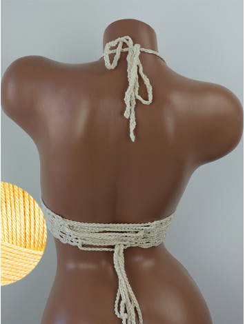 Blossom Enchantment: Medallion of Elegance - Топ В'язаний Гачком