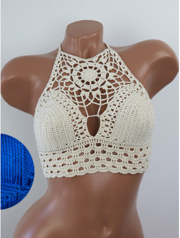 Blossom Enchantment: Medallion of Elegance - Топ В'язаний Гачком