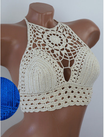 Blossom Enchantment: Medallion of Elegance - Топ В'язаний Гачком