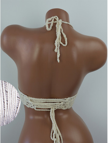 Blossom Enchantment: Medallion of Elegance - Топ В'язаний Гачком