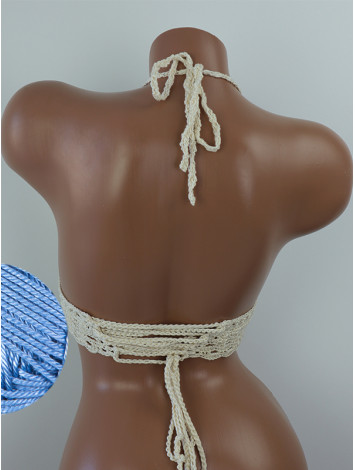 Blossom Enchantment: Medallion of Elegance - Топ В'язаний Гачком