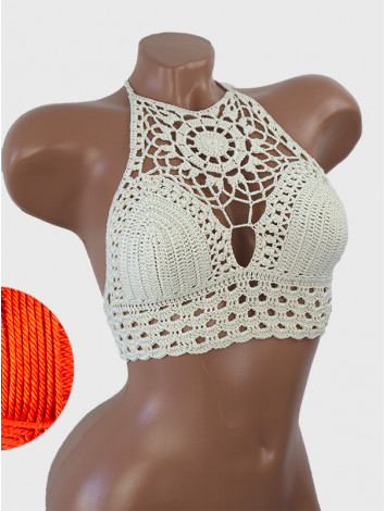 Blossom Enchantment: Medallion of Elegance - Топ В'язаний Гачком