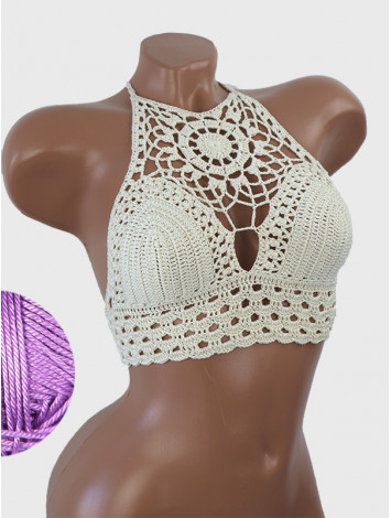 Blossom Enchantment: Medallion of Elegance - Топ В'язаний Гачком