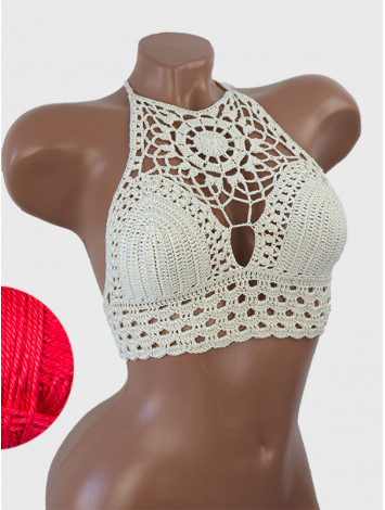 Blossom Enchantment: Medallion of Elegance - Топ В'язаний Гачком