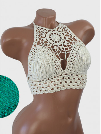 Blossom Enchantment: Medallion of Elegance - Топ В'язаний Гачком