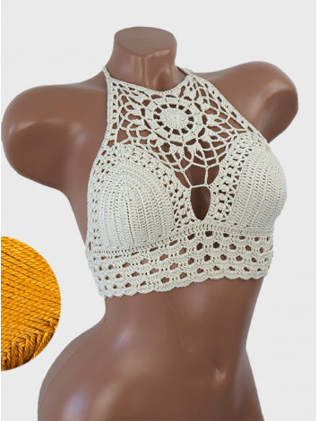 Blossom Enchantment: Medallion of Elegance - Топ В'язаний Гачком