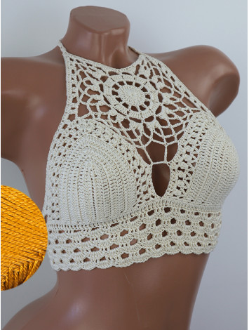 Blossom Enchantment: Medallion of Elegance - Топ В'язаний Гачком