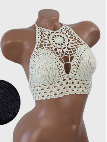 Blossom Enchantment: Medallion of Elegance - Топ В'язаний Гачком