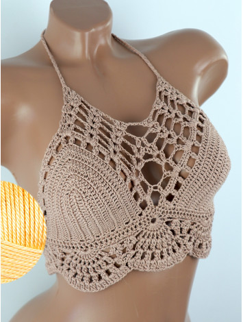 The Song of Spring: Meadows Awaken - Топ В'язаний Гачком