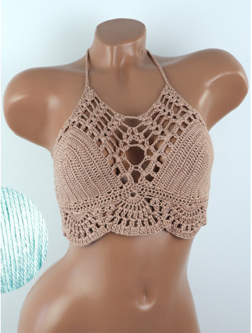 The Song of Spring: Meadows Awaken - Топ В'язаний Гачком