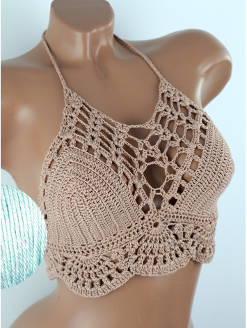 The Song of Spring: Meadows Awaken - Топ В'язаний Гачком