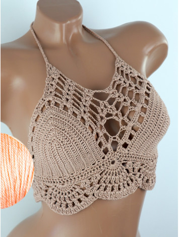 The Song of Spring: Meadows Awaken - Топ В'язаний Гачком