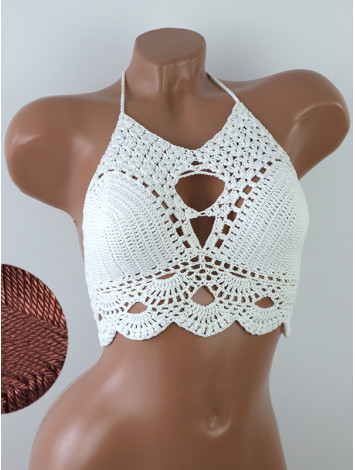 Murmuring Garden: Petal-Soft Secrets - Топ В'язаний Гачком