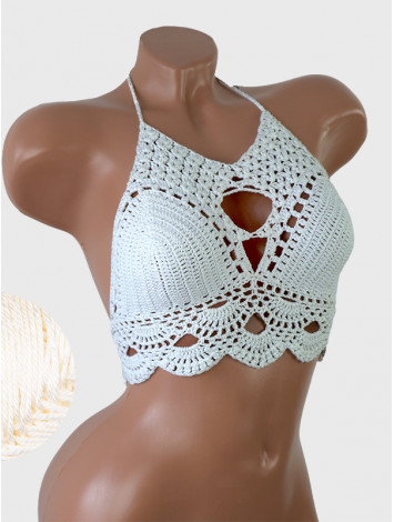 Murmuring Garden: Petal-Soft Secrets - Топ В'язаний Гачком