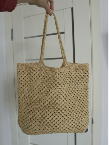 В'язана гачком сумка з натуральної рафії